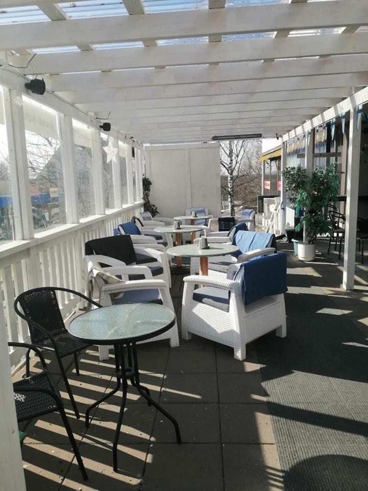 Ikahani Hotel Ikalis Exteriör bild