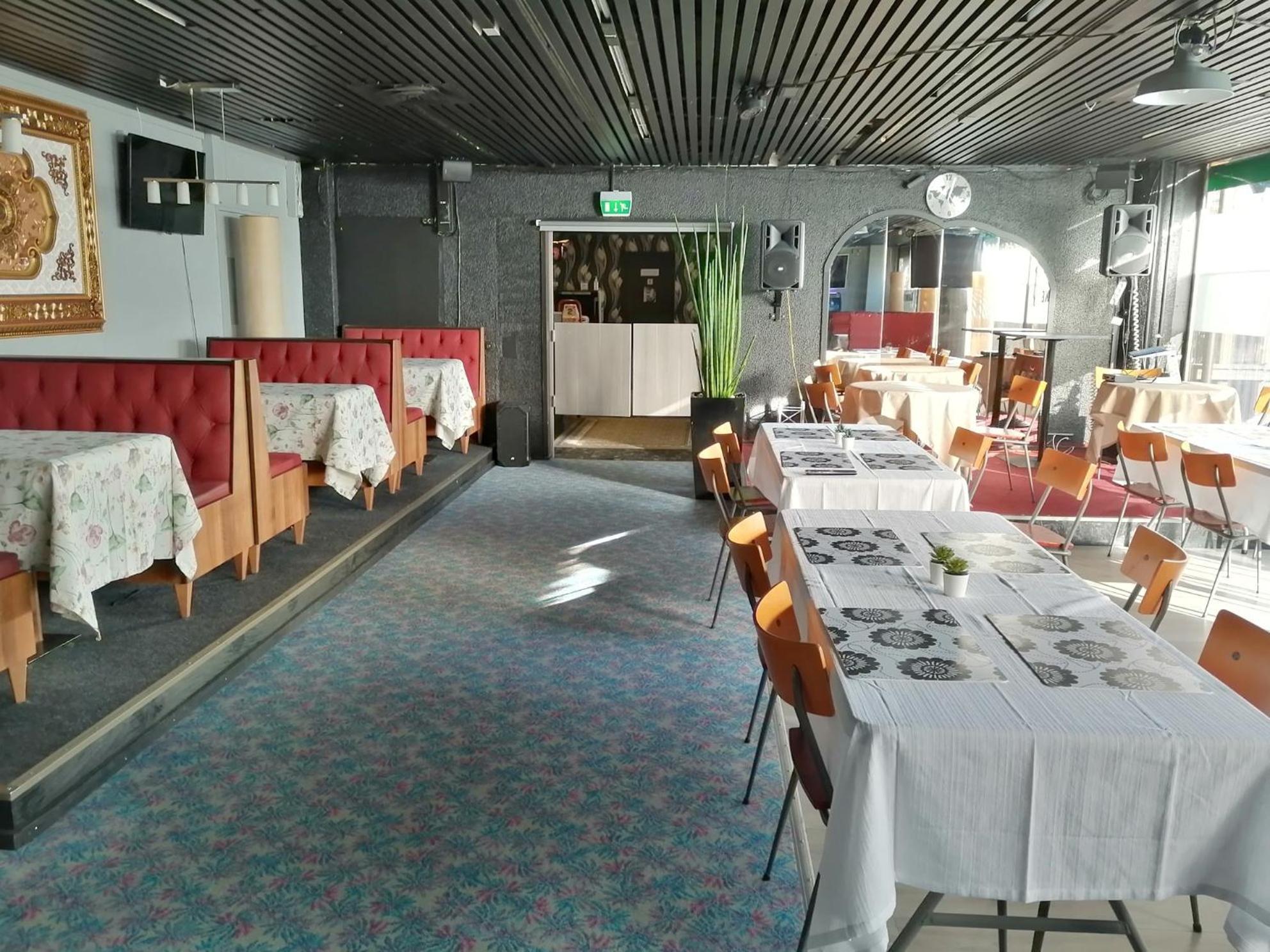 Ikahani Hotel Ikalis Exteriör bild